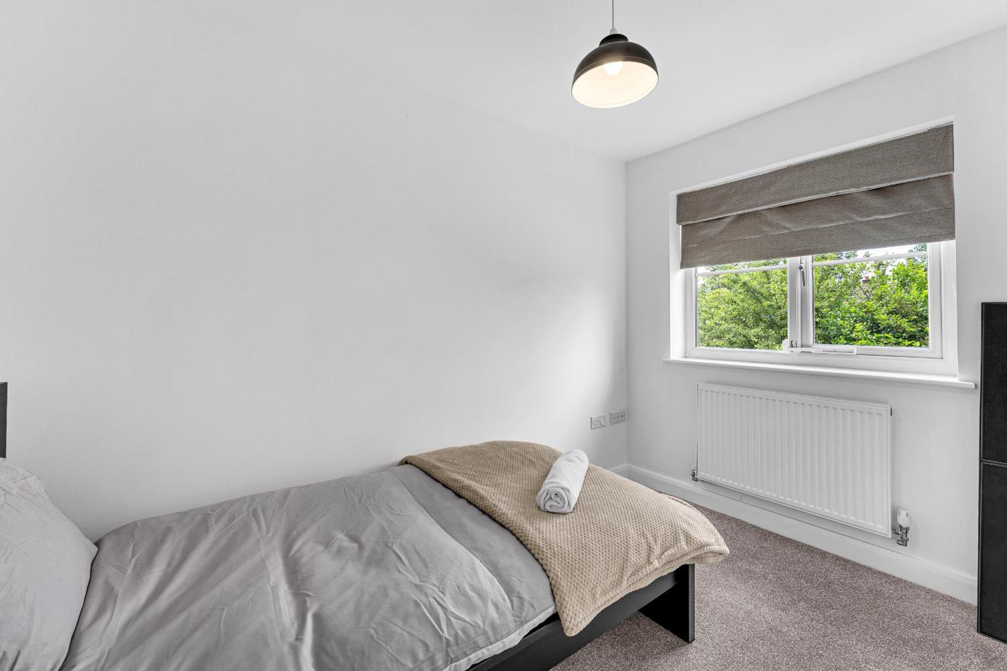 Brook Meadow House, 4 Bed House, Manchester Astley  Ngoại thất bức ảnh